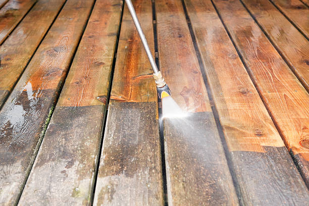 Best Commercial Pressure Washing  in Santee, CA